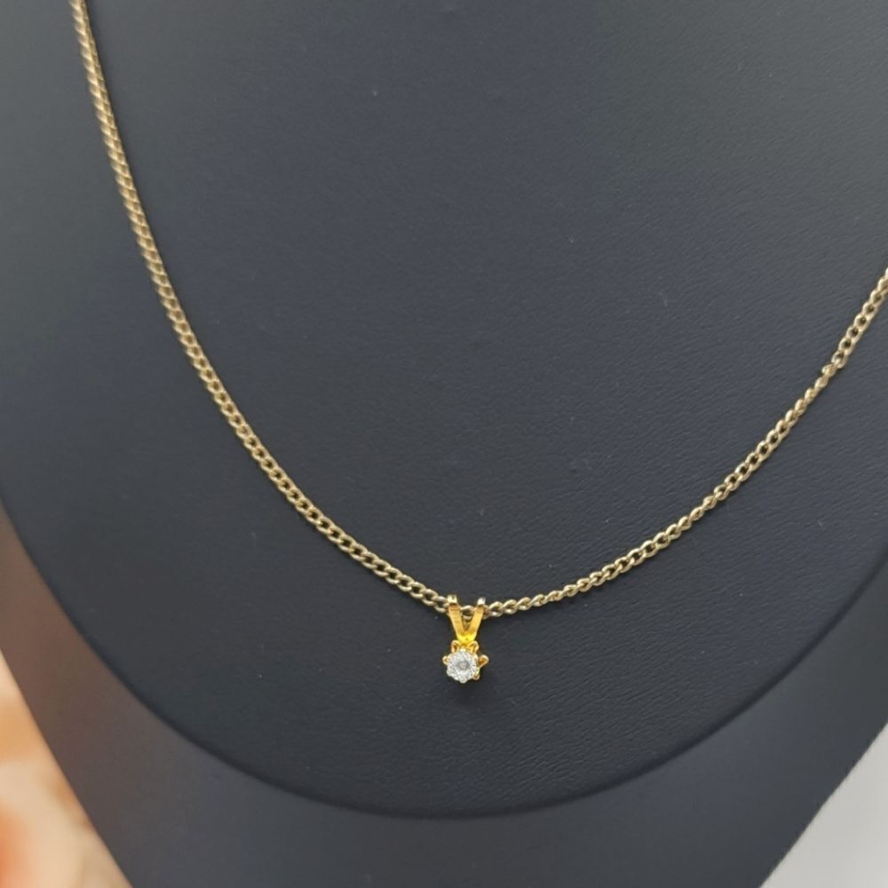 Vintage gold diamond pendant necklace